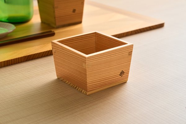 亮꡼  