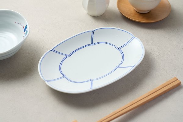 洸琳 間取 花型楕円皿 青 image