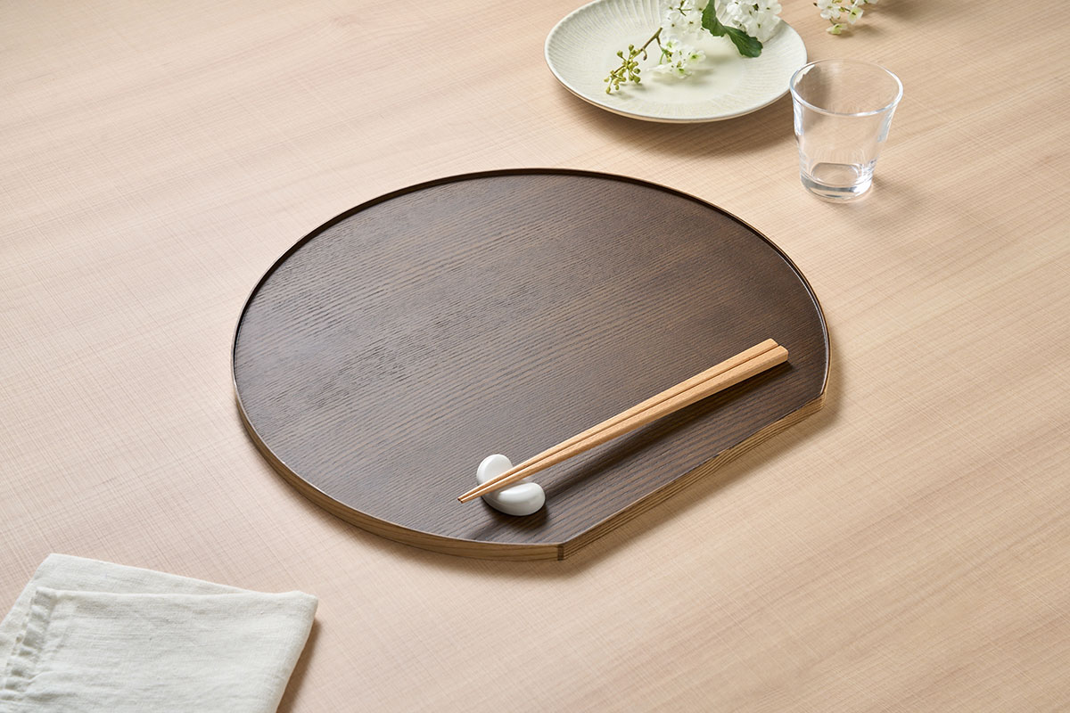 タモ薄型両面盆 半月(クリアー/こげ茶) item